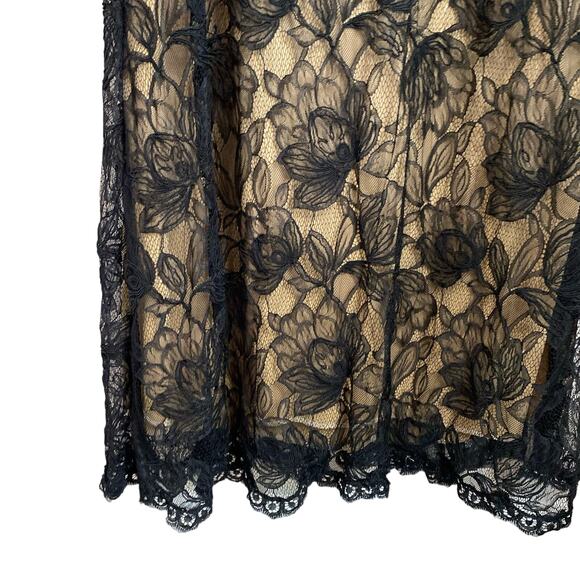 Tadashi Shoji Off The Shoulder Lace Maxi Dress  sz 10 - Picture 4 of 13